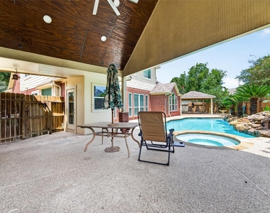 2706 Blue Wind Court - Photo Thumbnail 43