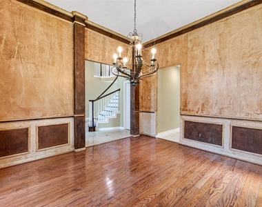 2706 Blue Wind Court - Photo Thumbnail 12