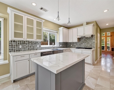 2706 Blue Wind Court - Photo Thumbnail 17