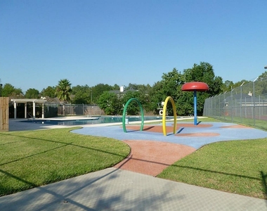 18223 Lundar Lane - Photo Thumbnail 13