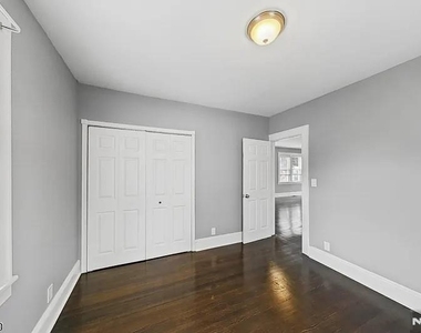 149 Speer - Photo Thumbnail 8