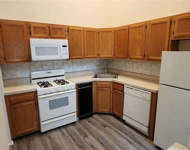 1265 Mulberry - Photo Thumbnail 9
