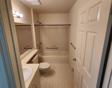 1265 Mulberry - Photo Thumbnail 17