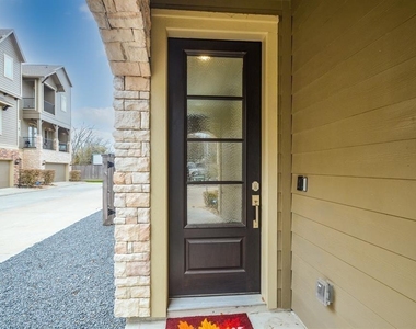 1403 Adell Rose Lane - Photo Thumbnail 2