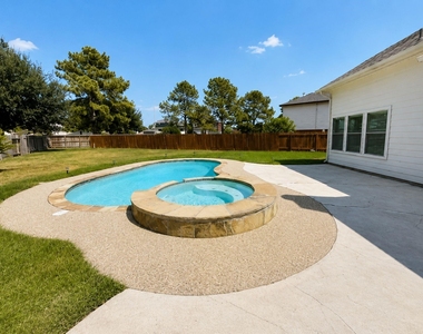 17202 Desert Maize Lane - Photo Thumbnail 24