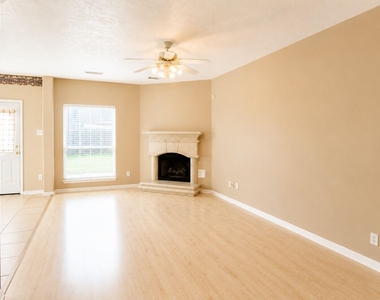 17202 Desert Maize Lane - Photo Thumbnail 6