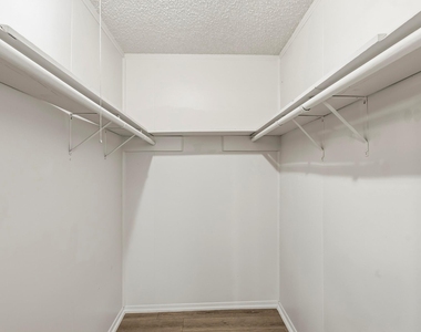 3809 Wood Sorrel Drive - Photo Thumbnail 8