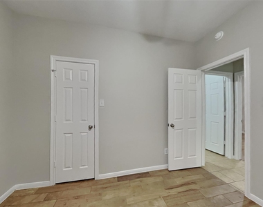 20743 Oakhurst Park Drive - Photo Thumbnail 13
