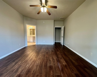 19011 Spring Meadows Lane - Photo Thumbnail 18