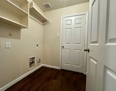 19011 Spring Meadows Lane - Photo Thumbnail 11
