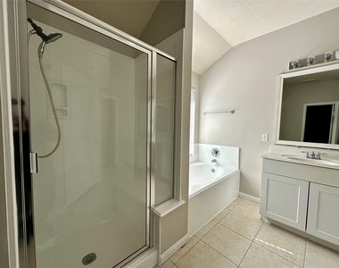 19011 Spring Meadows Lane - Photo Thumbnail 6