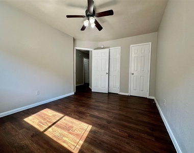 19011 Spring Meadows Lane - Photo Thumbnail 27