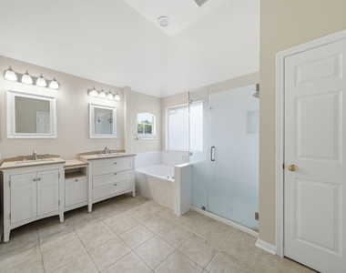 14715 Plains River Drive - Photo Thumbnail 13