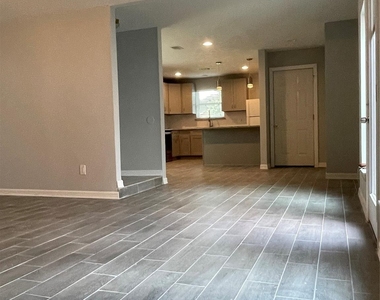 9415 Westacre Place - Photo Thumbnail 7