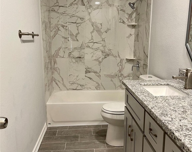 9415 Westacre Place - Photo Thumbnail 25