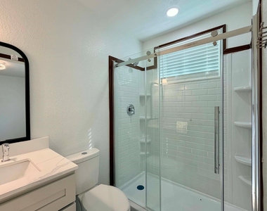 10715 Carvel Lane - Photo Thumbnail 30