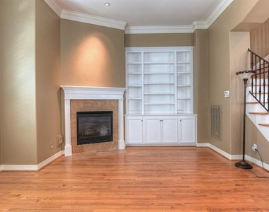 2406 Wroxton Road - Photo Thumbnail 14