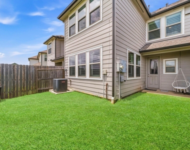 5532 Evanston Lane - Photo Thumbnail 15