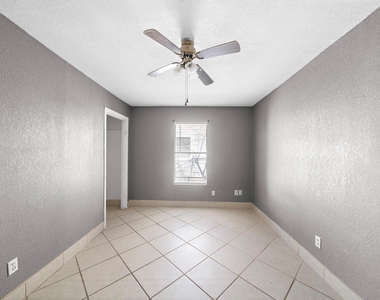 128 Kress Street - Photo Thumbnail 4
