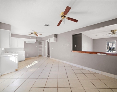 128 Kress Street - Photo Thumbnail 1