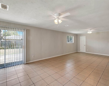 11862 S Evelyn Circle - Photo Thumbnail 2
