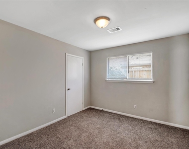 11862 S Evelyn Circle - Photo Thumbnail 7