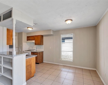 11862 S Evelyn Circle - Photo Thumbnail 4