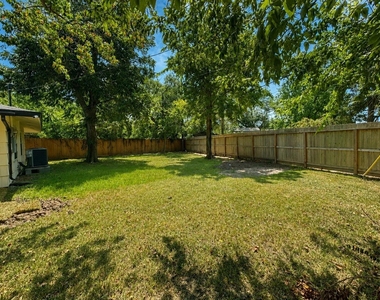 6010 Ridgeway Drive - Photo Thumbnail 14