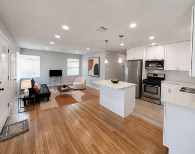 6010 Ridgeway Drive - Photo Thumbnail 3