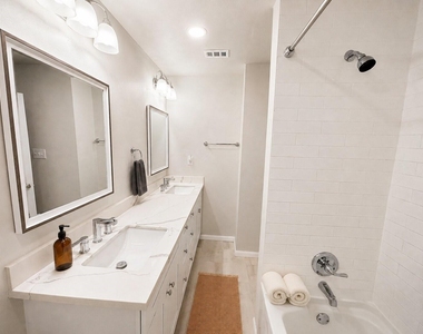 6010 Ridgeway Drive - Photo Thumbnail 12