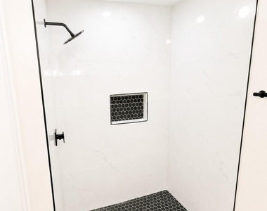 1815 Brumbelow Street - Photo Thumbnail 14