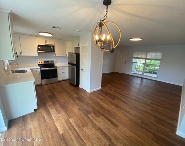 3247 Galleon Avenue Ne - Photo Thumbnail 3