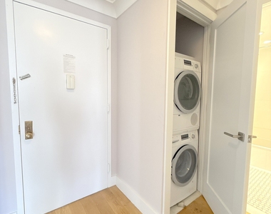 West 93 Street - Photo Thumbnail 6