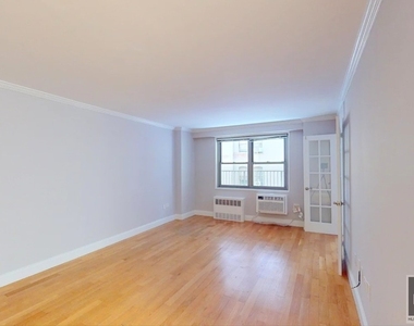 West 97th Street - Photo Thumbnail 2