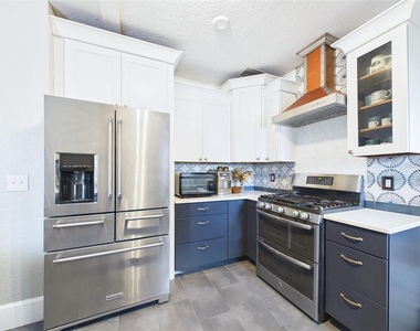 616 15th Street N - Photo Thumbnail 11