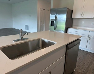 4593 Sw 81st Loop - Photo Thumbnail 9