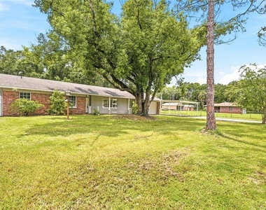 8808 W Broad Street - Photo Thumbnail 1