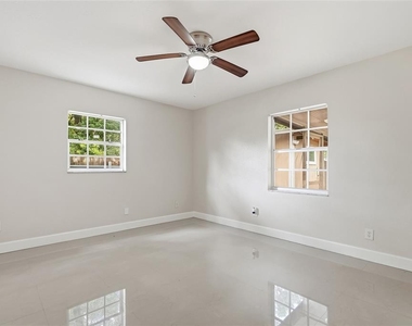 8808 W Broad Street - Photo Thumbnail 20