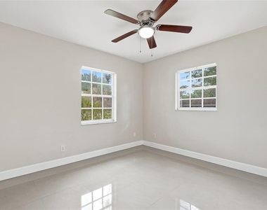 8808 W Broad Street - Photo Thumbnail 24