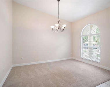 16909 Falconridge Road - Photo Thumbnail 8