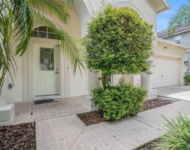 16909 Falconridge Road - Photo Thumbnail 2