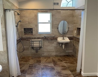7565 Jomel Drive - Photo Thumbnail 21
