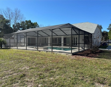 7565 Jomel Drive - Photo Thumbnail 2