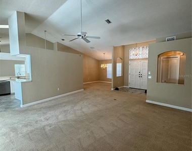 7565 Jomel Drive - Photo Thumbnail 5