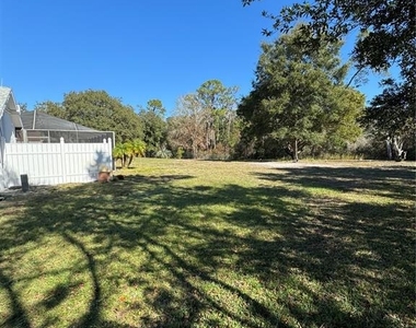 7565 Jomel Drive - Photo Thumbnail 33