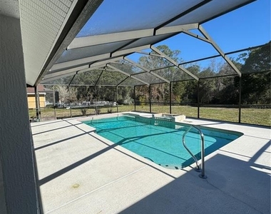7565 Jomel Drive - Photo Thumbnail 7