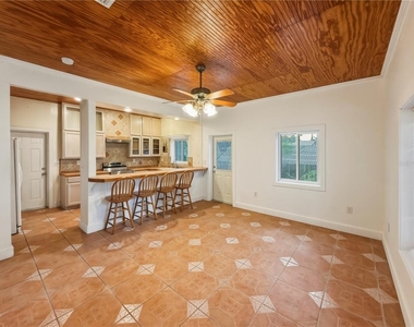 211 E 131st Avenue - Photo Thumbnail 12