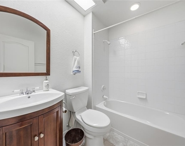 22128 Little Lagoon Court - Photo Thumbnail 27