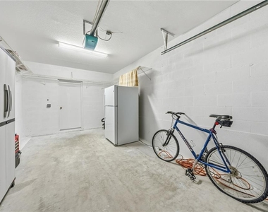 22128 Little Lagoon Court - Photo Thumbnail 30
