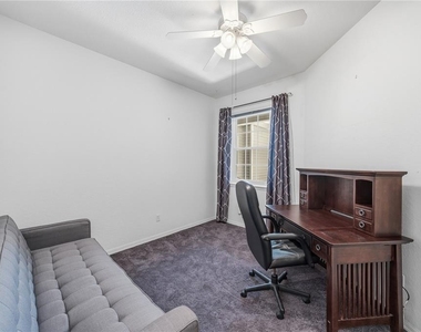 22128 Little Lagoon Court - Photo Thumbnail 25